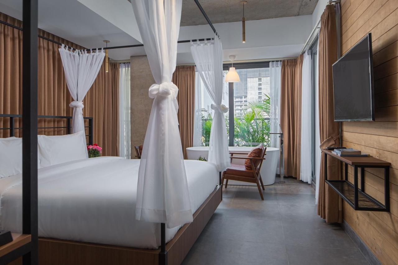 Cest La Vie Boutique Hotel Phnom Penh Exteriör bild