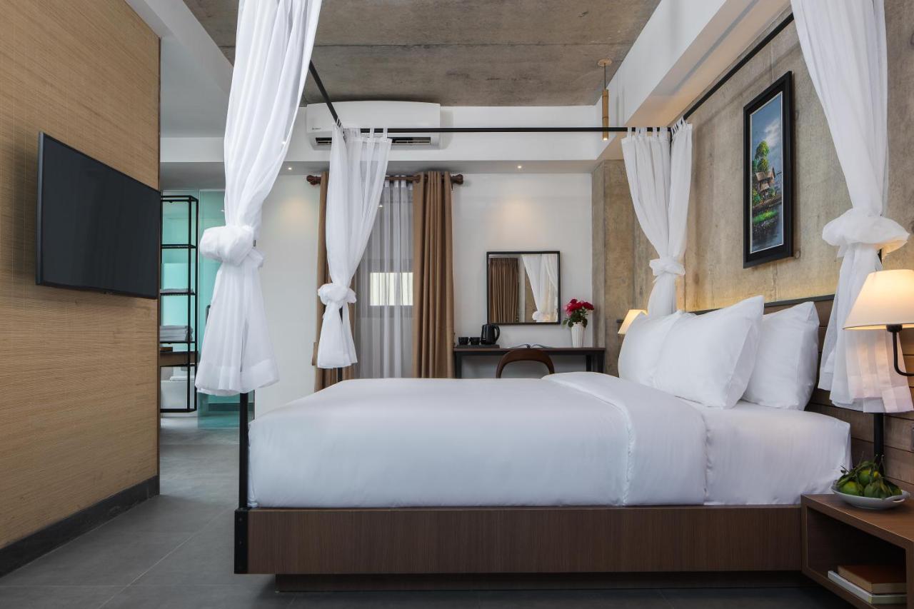 Cest La Vie Boutique Hotel Phnom Penh Exteriör bild