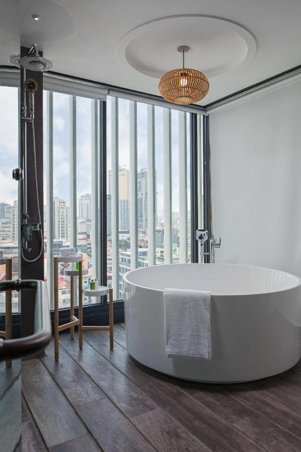 Cest La Vie Boutique Hotel Phnom Penh Exteriör bild